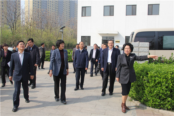 DG真人资讯丨河北省政协主席曹素华来我公司调研 DG真人资讯丨河北省政协主席曹素华来我公司调研